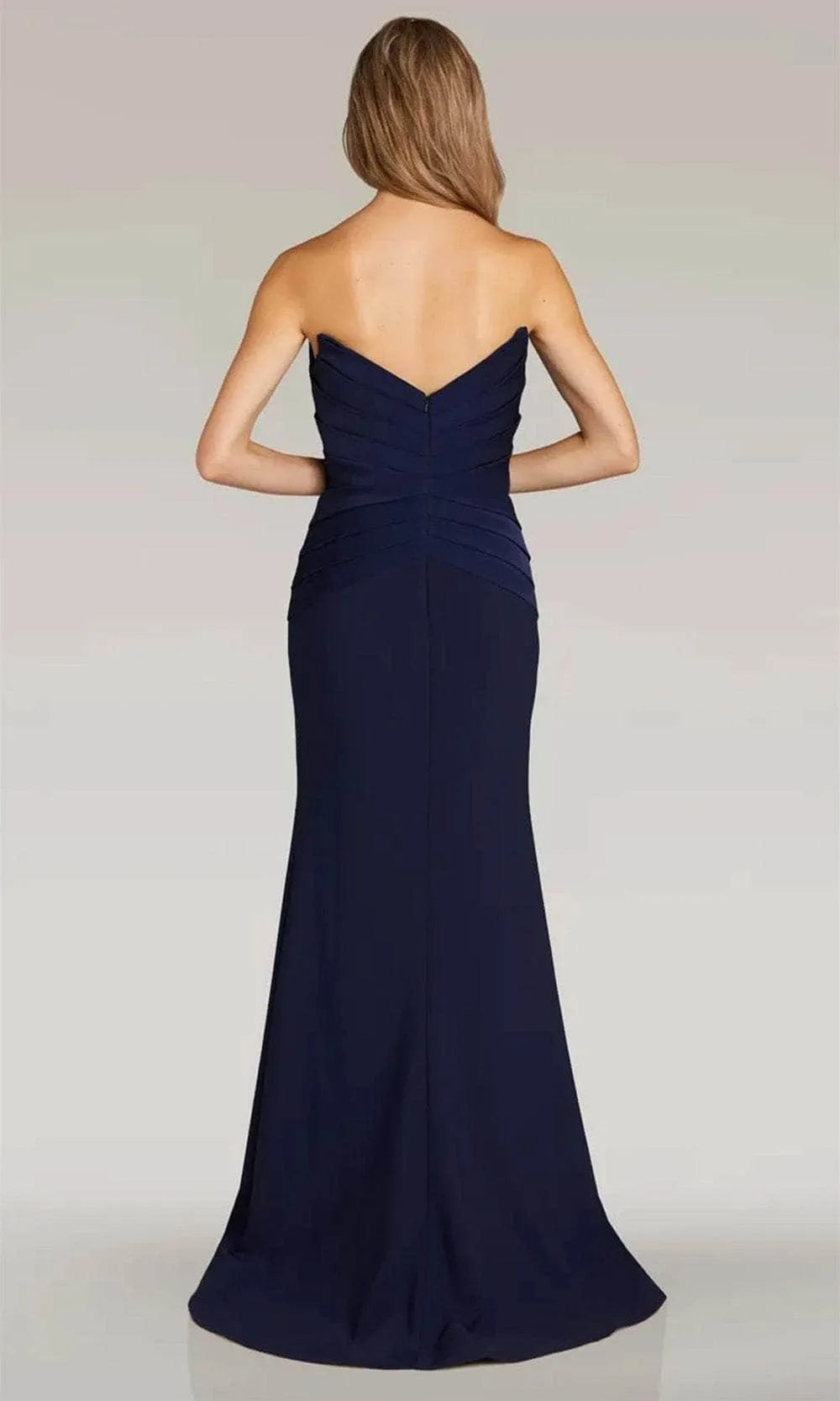 Navy Blue Strapless Mermaid Evening Dress with Pleated Bodice Detailing for Formal Occasions