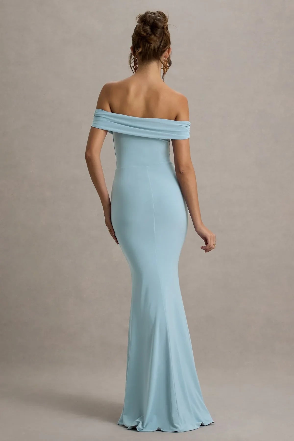 Light Blue Off - Shoulder Light Prom Dress with Side Slit Ruched Neckline Bodycon Silhouette for Formal Occasions