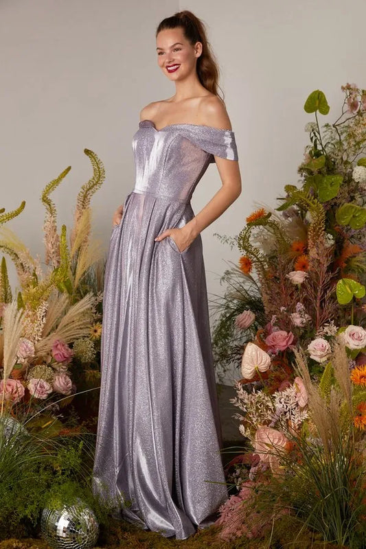 Elegant Red A-Line Classic-Neck Classic-Sleeve Classic-Back Floor-Length Prom Dress