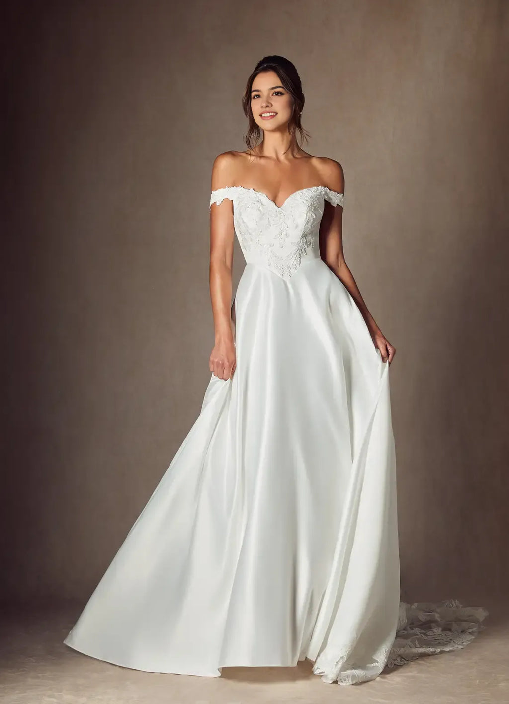 White Off - Shoulder Ball Gown Sweetheart Neckline Wedding Dress Bodice Skirt Fitted Tight Wedding Dresses