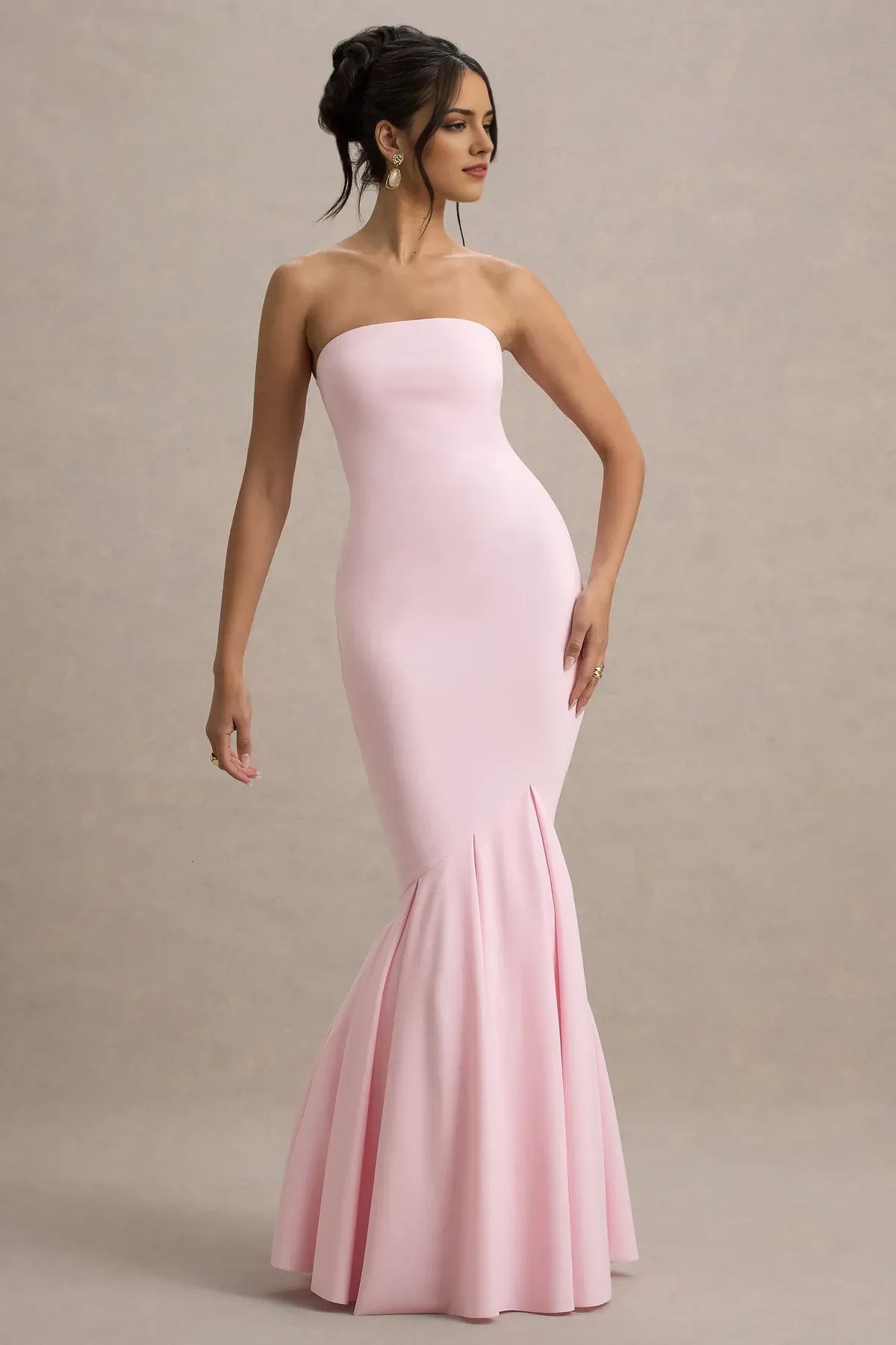 Blush Pink Strapless Blush Pink Mermaid Gown with Fla Hem Bodycon Silhouette Ideal for Proms Galas and Formal Evening Events