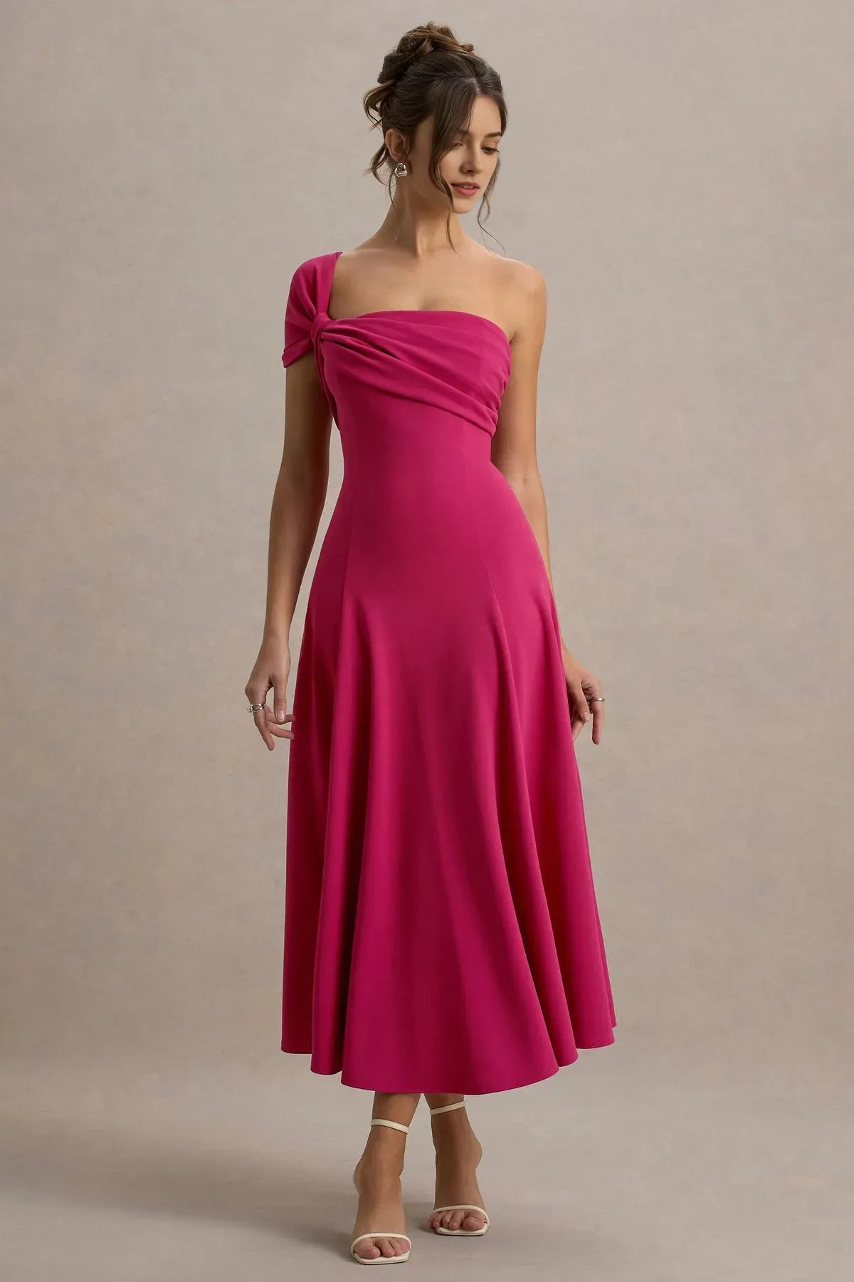 One Shoulder Prom Dress with Draped Bow Detail A Perfect Blend of Sophistication and Playfulness for Special Occasions