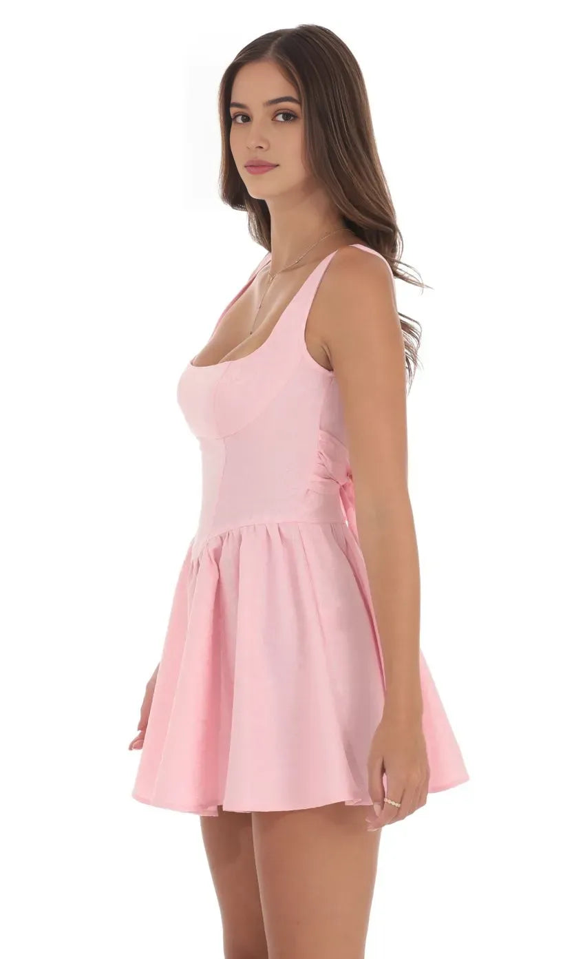 Pink Brocade Homecoming Dress Square Neckline Corset Bodice Flared Skirt for a Timeless School Dance Look