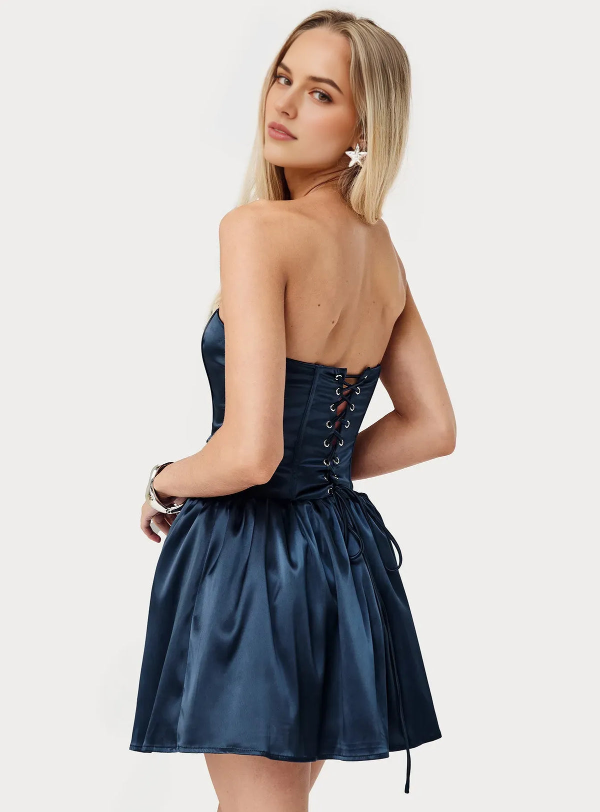 Navy Blue Strapless Homecoming Dress Flattering Fit Flare Silhouette for a Glamorous Dance Night Look