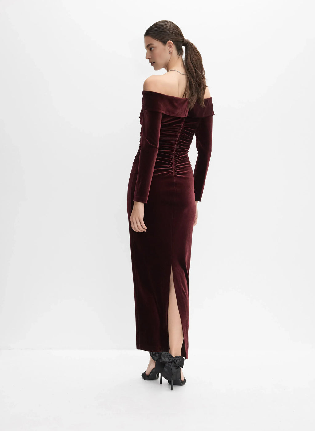 Refined Beautiful Elegant Navy Blue Velvet Sheath Long Sleeve Floor-Length Prom Dress