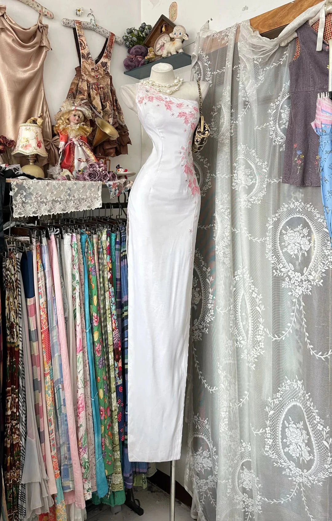 White Sheath One-Shoulder Floral Maxi Prom Dress