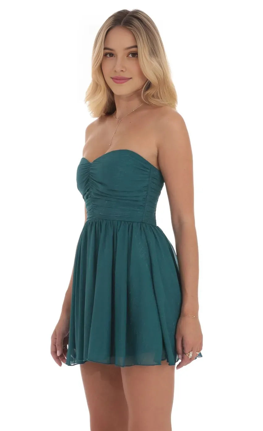 Green Strapless Emerald Homecoming Dress Ruched Sweetheart Neckline Flowy Skirt, Perfect for High School Dances and Memorable Campus Celebrations