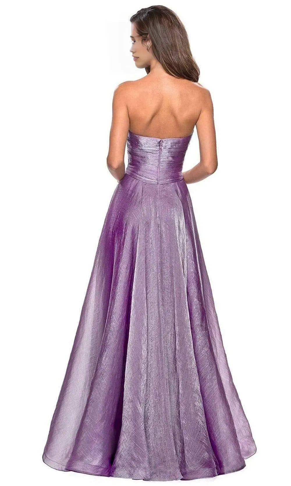 Lilac Strapless Shimmer Prom Dress with Ruched Bodice for Graceful Evenings