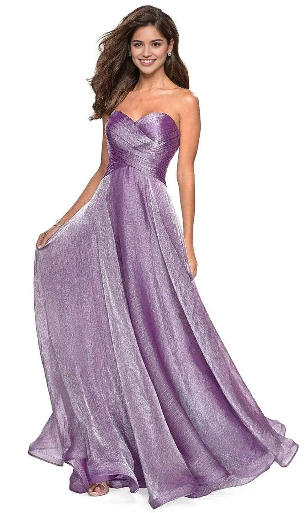 Lilac Strapless Shimmer Prom Dress with Ruched Bodice for Graceful Evenings
