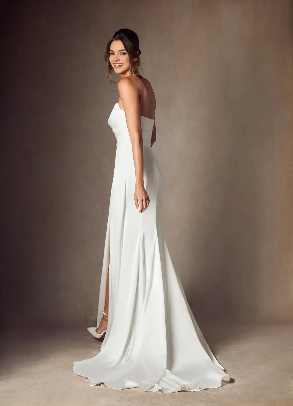 Strapless Mermaid Wedding Dress Ruched Bodice High Slit Train for Glamorous Weddings