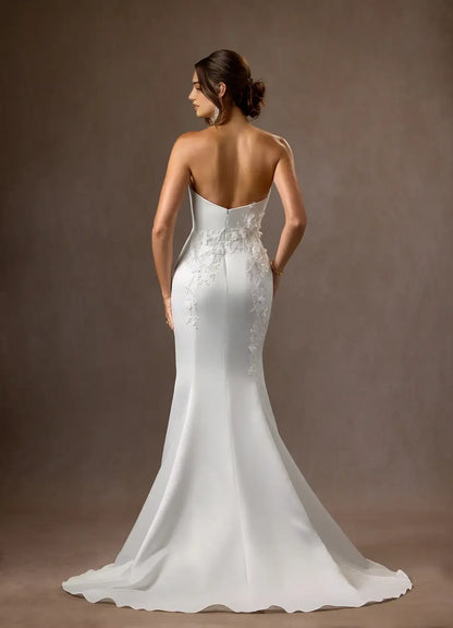 Luxurious Applique Mermaid Strapless Classic-Sleeve Classic-Back Floor-Length Wedding Dress