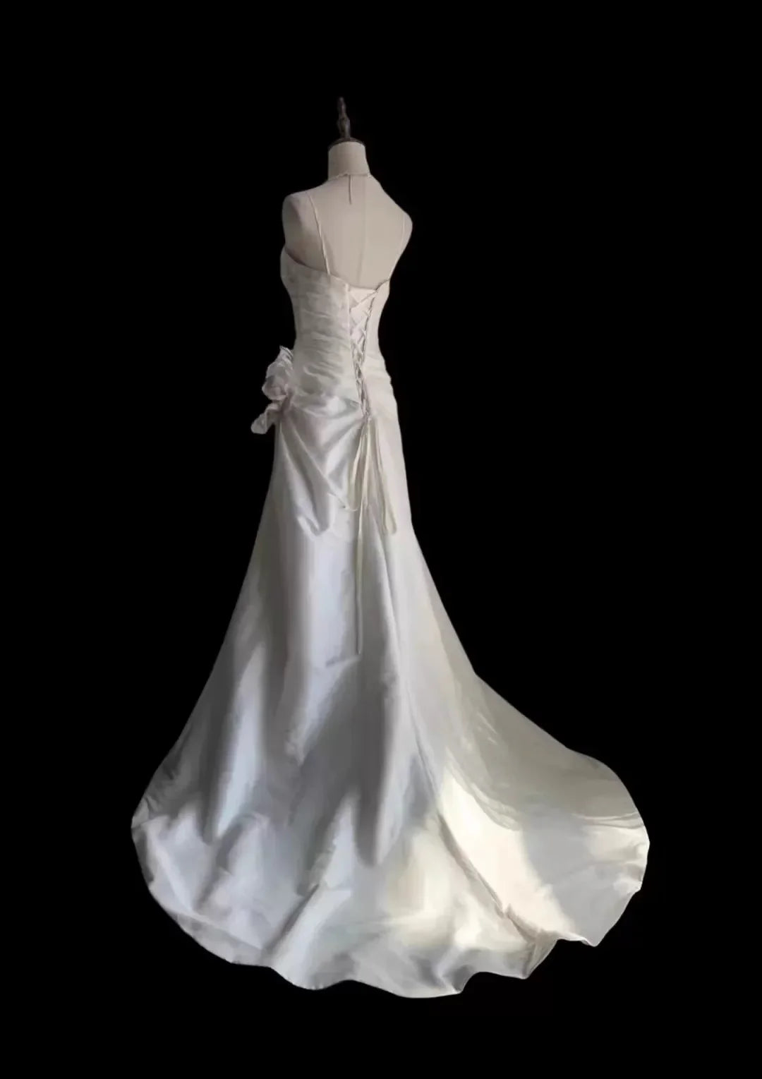 White Trumpet Spaghetti-Strap Sleeveless Ruched Wedding Dresses