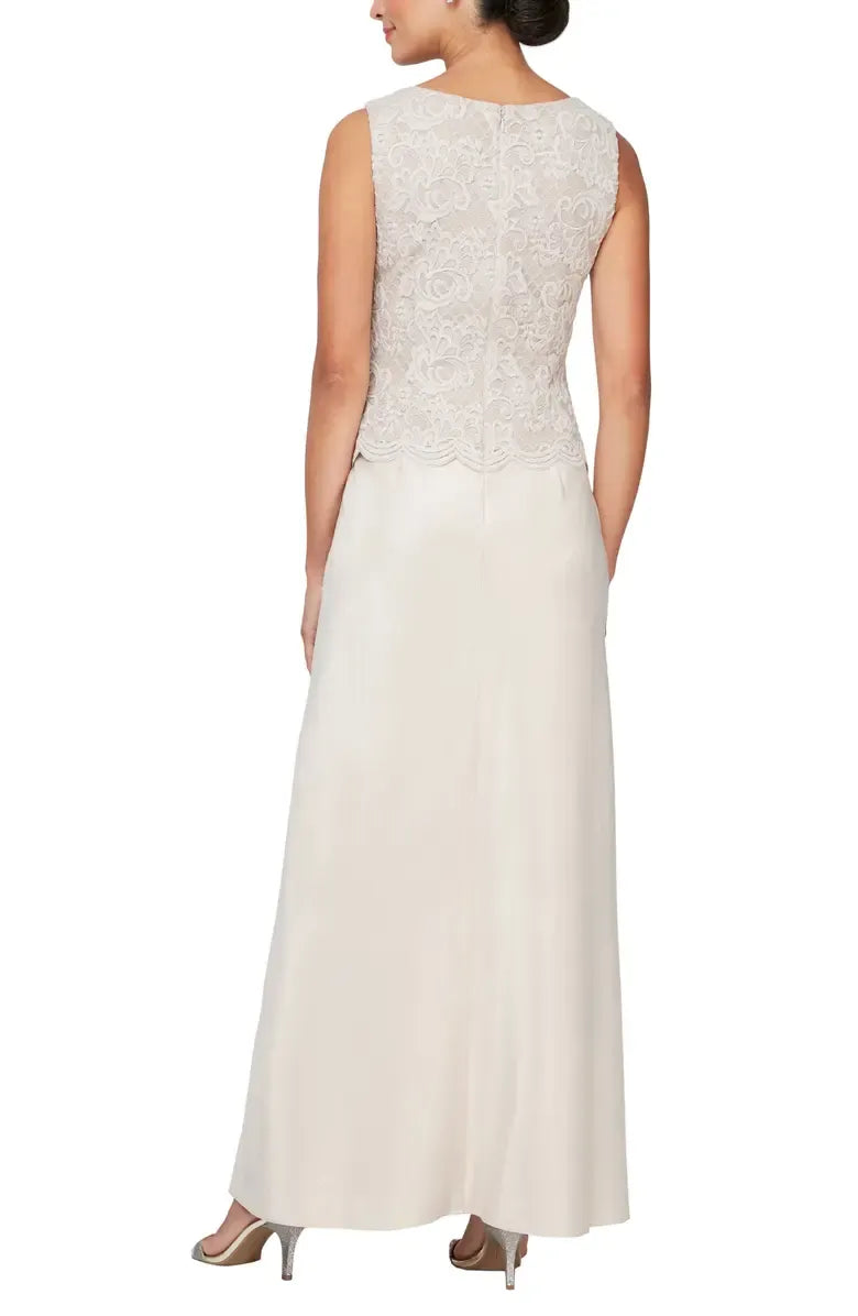 Elegant Dusty Blue Satin Square Neck Long Sleeve Floor-Length Mother of the Bride Dress