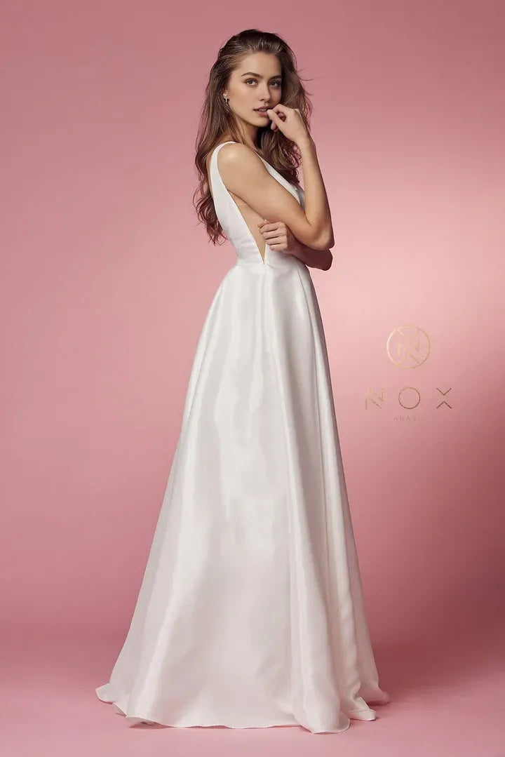 White Prom Dress with Deep V Neck Open Back and Pocket Details for Timeless Glamour