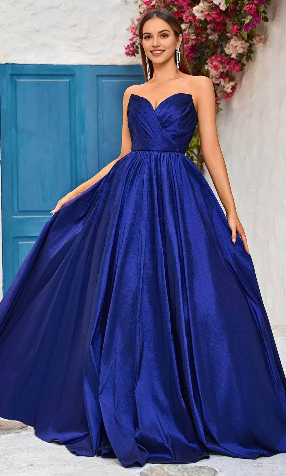 White Taffeta Evening Dresses with Strapless Sweetheart Neckline Perfect for Bridal and Formal Occasions