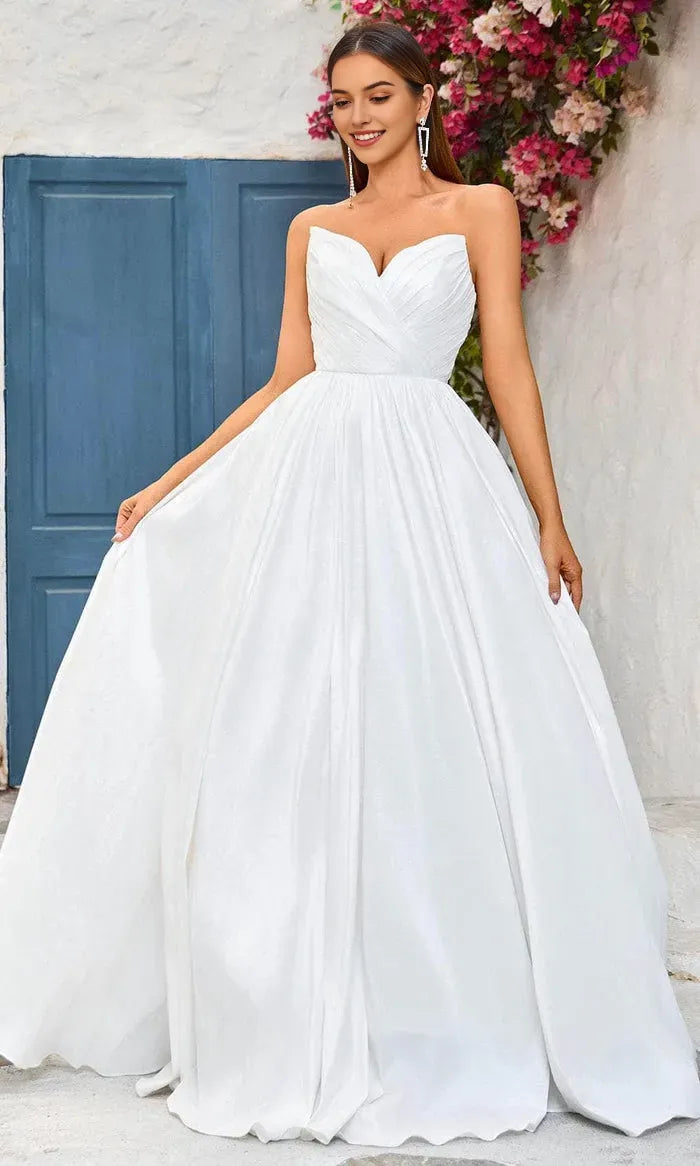 White Taffeta Evening Dresses with Strapless Sweetheart Neckline Perfect for Bridal and Formal Occasions