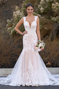 Special Occasion Sophisticated Graceful Stylish Refined Elegant White Lace Mermaid Sleeveless Wedding Dress