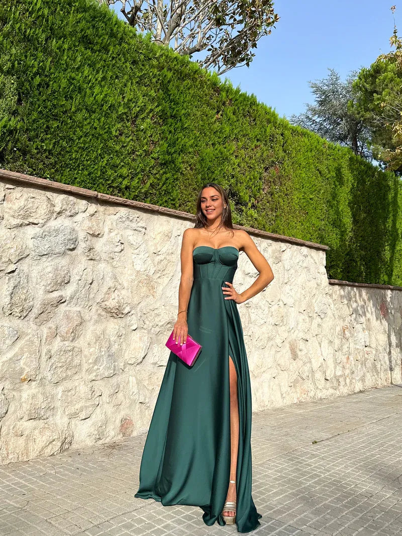 Beautiful Timeless Chic Elegant Red Lace A-Line Sweetheart Sleeveless Floor-Length Prom Dress