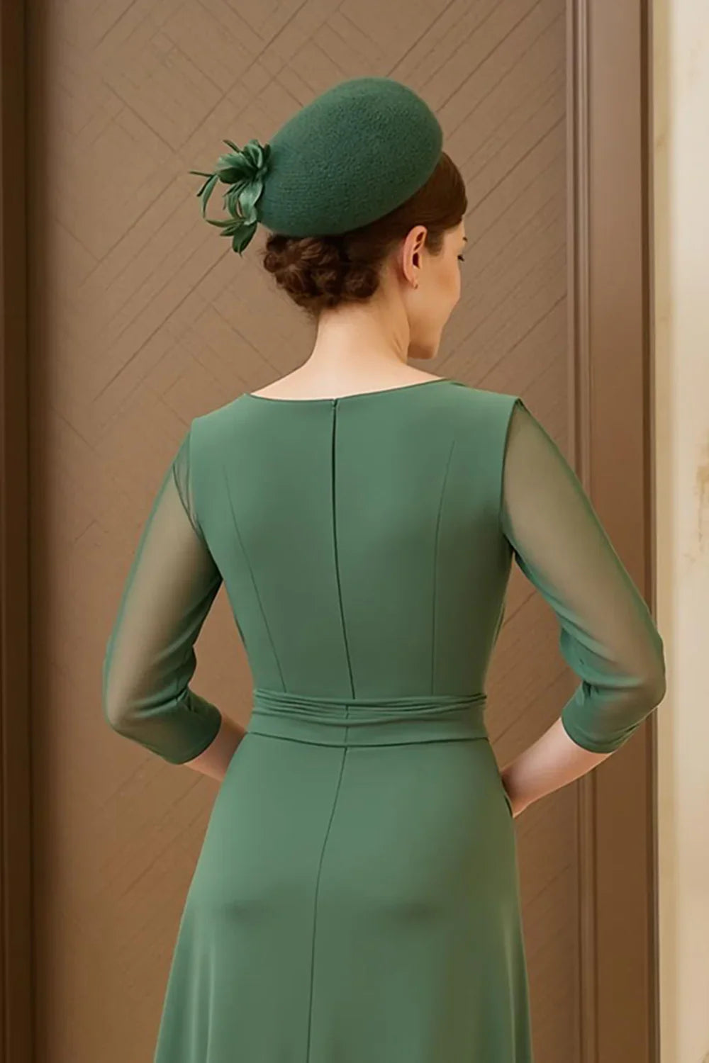 Elegant Sage Green Chiffon Scoop Neck Long Sleeve Floor-Length Mother of the Bride Dress