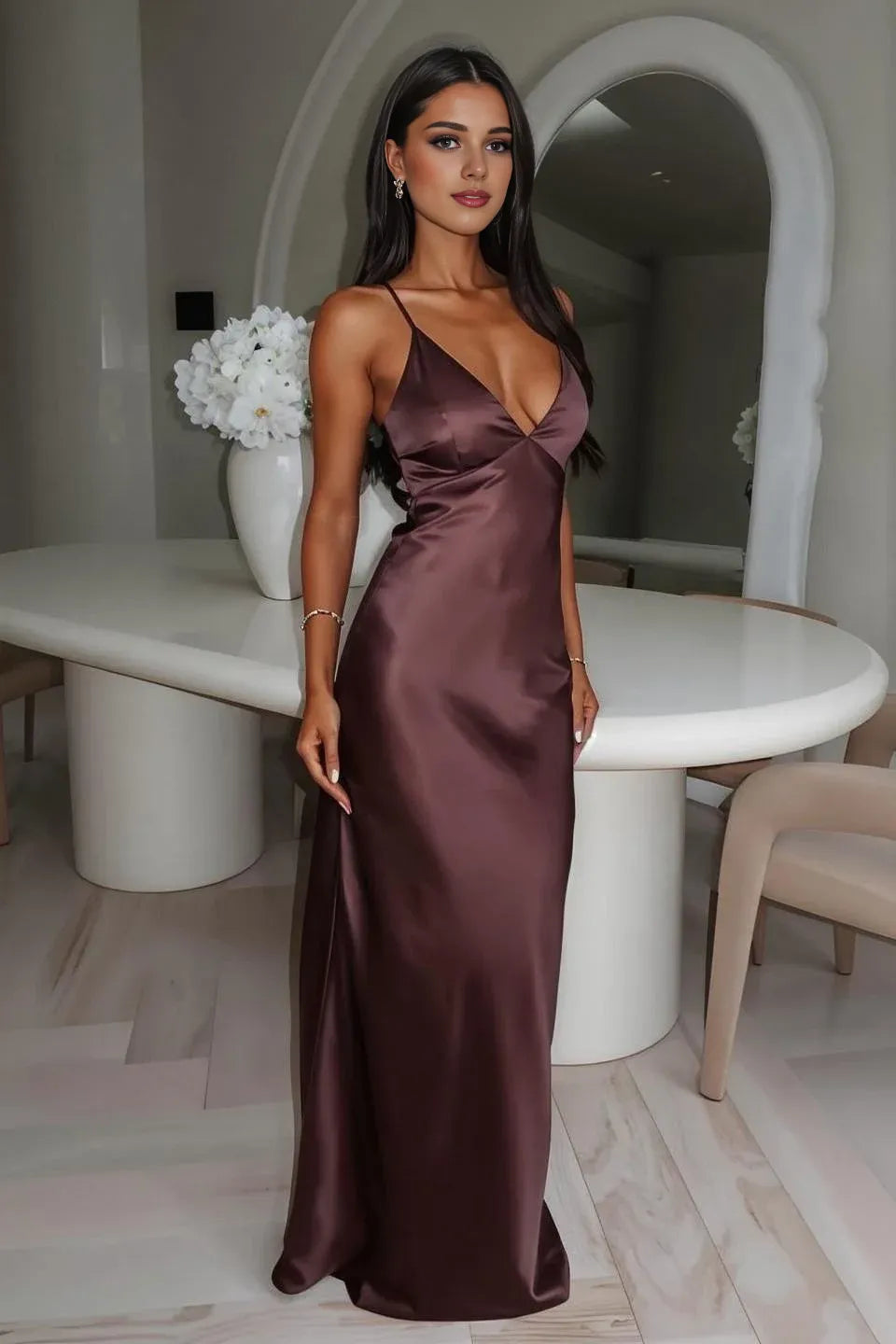 Sophisticated Graceful Stylish Refined Elegant Satin Sheath V-Neck Sleeveless Floor-Length Prom Dress
