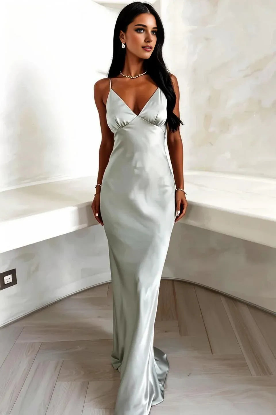Sophisticated Graceful Stylish Refined Elegant Satin Sheath V-Neck Sleeveless Floor-Length Prom Dress