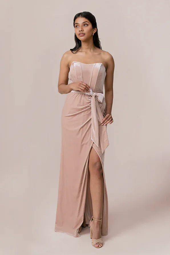 Timeless Chic Elegant Blush Pink Velvet Sheath Sweetheart Sleeveless Floor-Length Prom Dress