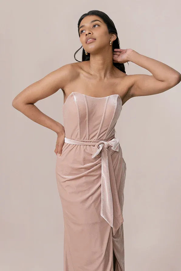 Timeless Chic Elegant Blush Pink Velvet Sheath Sweetheart Sleeveless Floor-Length Prom Dress