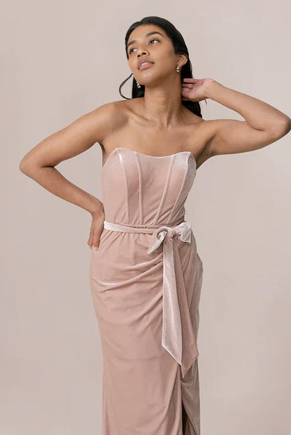 Timeless Chic Elegant Blush Pink Velvet Sheath Sweetheart Sleeveless Floor-Length Prom Dress