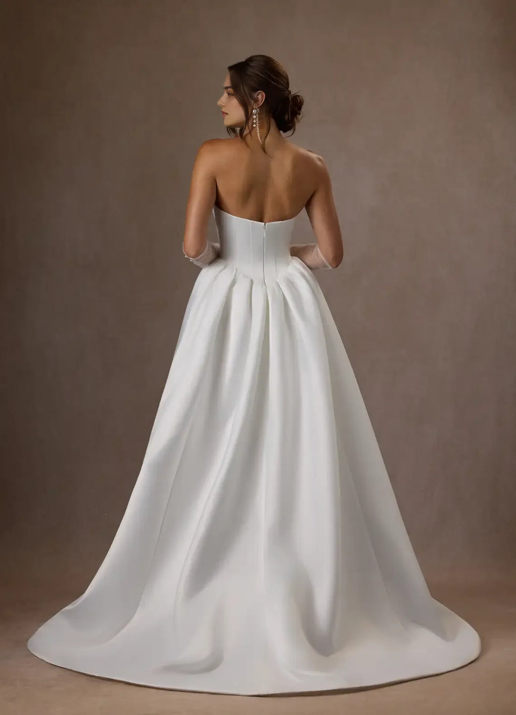 Formal Minimalist Strapless Wedding Dress Ball Gown Structured Bodice Voluminous Skirt Train Perfect for Timeless Elegant Weddings