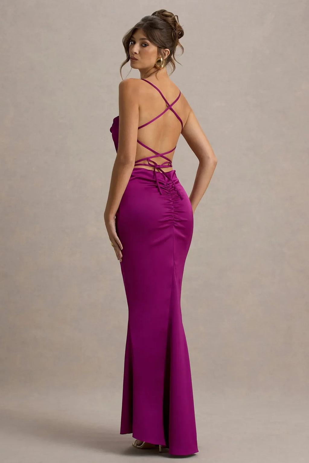 Fuchsia Prom Dress with Cowl Neckline Spaghetti Straps Body Hugging Maxi Silhouette for Sophisticated Occasions