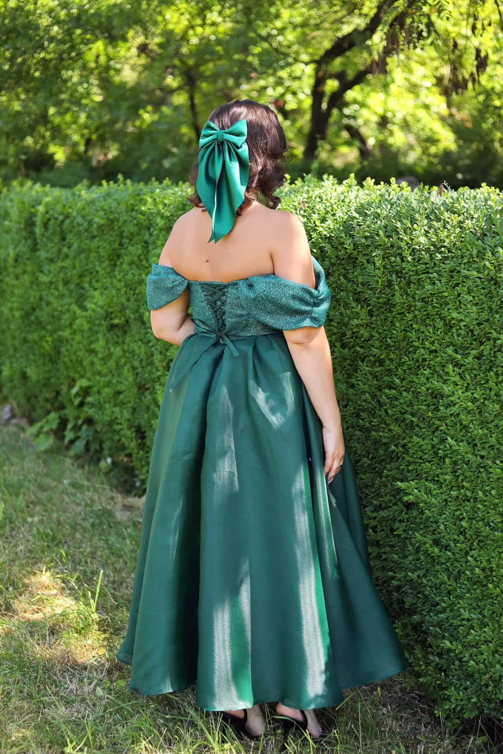 Plue Size Glamorous A-Line Off-Shoulder Glitter Emerald Tea-Length Prom Dress For Women Hot Sale