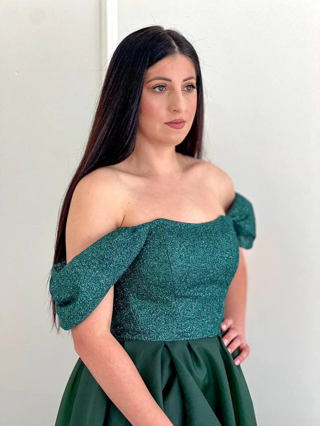 Plue Size Glamorous A-Line Off-Shoulder Glitter Emerald Tea-Length Prom Dress For Women Hot Sale