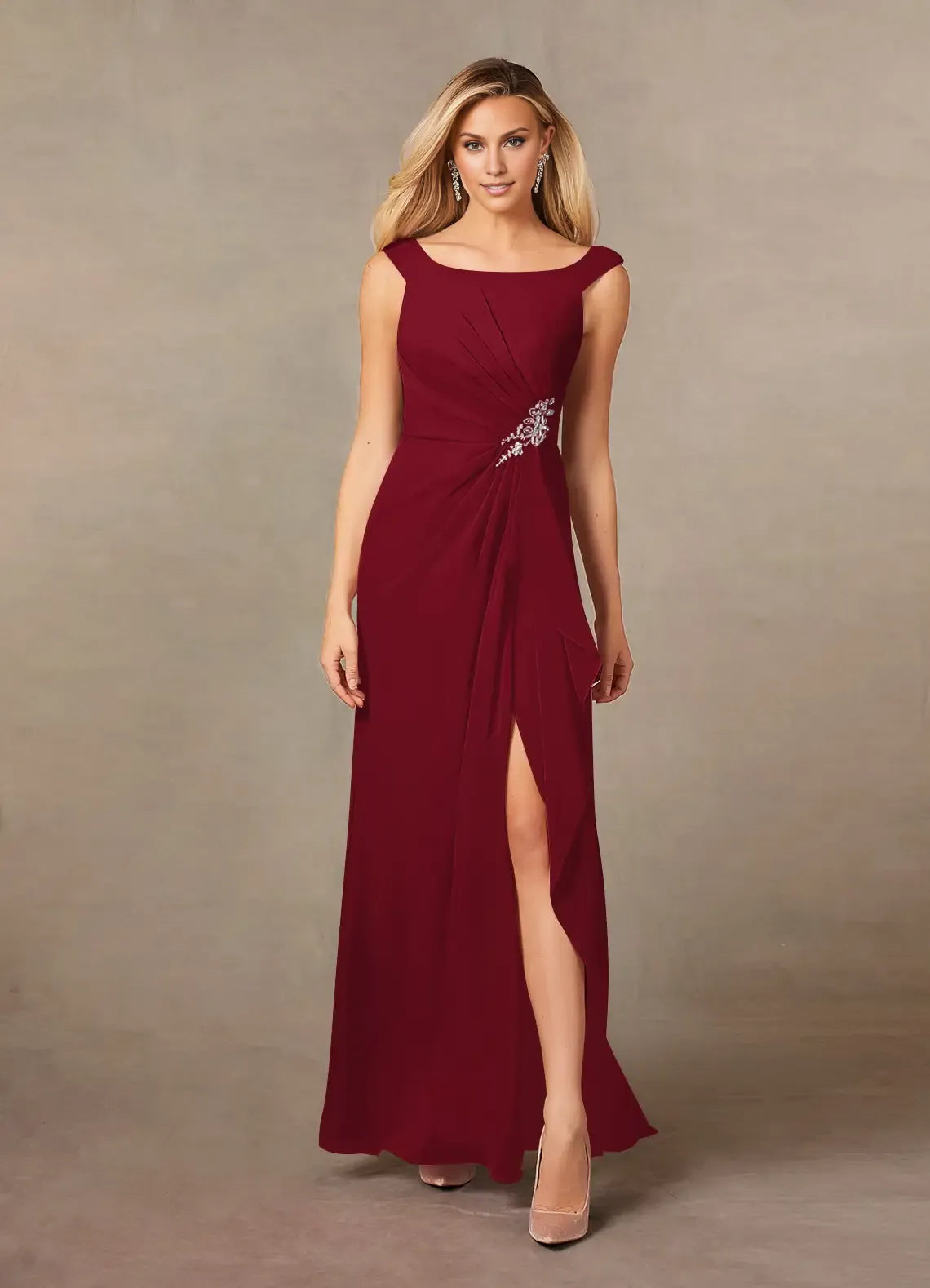 Elegant Burgundy Chiffon A-Line Scoop Neck Sleeveless Floor-Length Mother of the Bride Dress