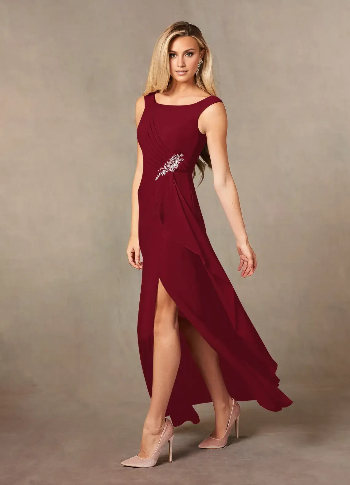 Elegant Burgundy Chiffon A-Line Scoop Neck Sleeveless Floor-Length Mother of the Bride Dress