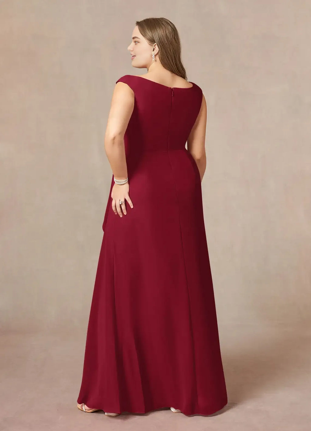 Elegant Burgundy Chiffon A-Line Scoop Neck Sleeveless Floor-Length Mother of the Bride Dress