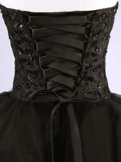 Glamorous Black Lace A-Line Sweetheart Classic-Sleeve Lace-Up-Back Mini-Length Homecoming Dress