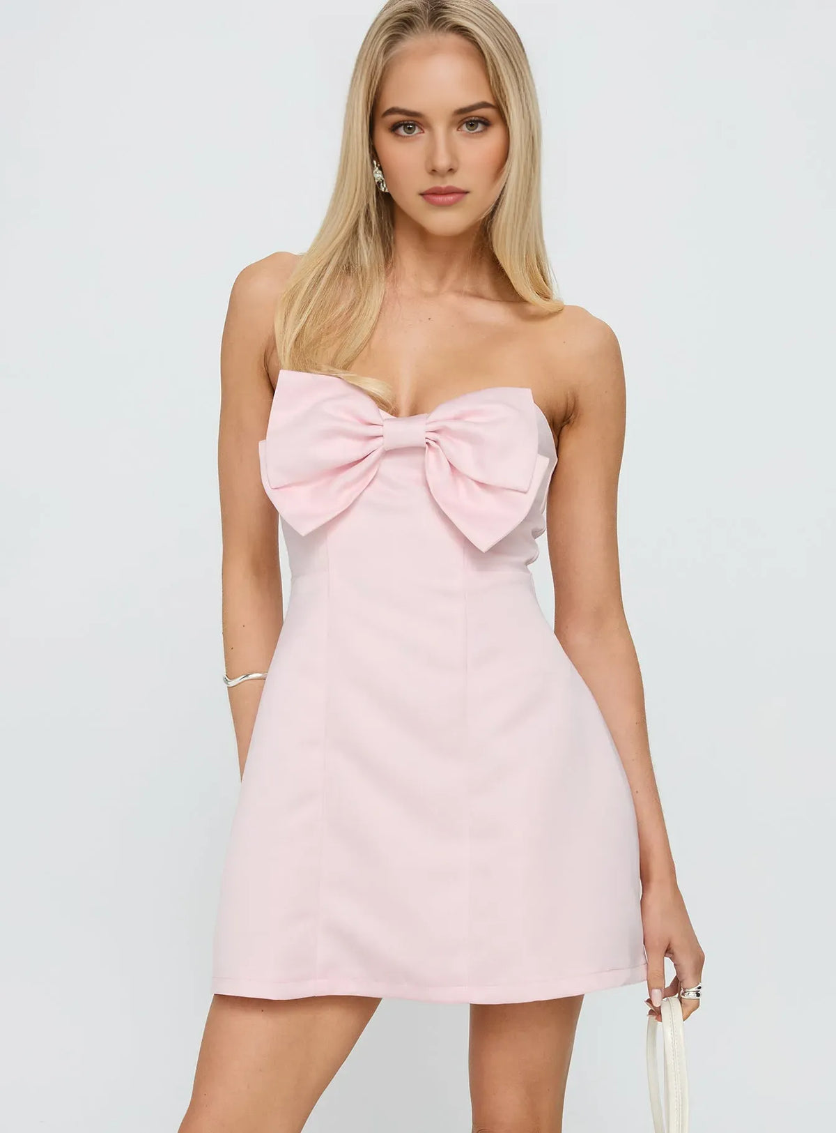 Blush Pink Strapless Homecoming Dresses Oversized Bow Front Structured Fit Mini Silhouette for Unforgettable Nights