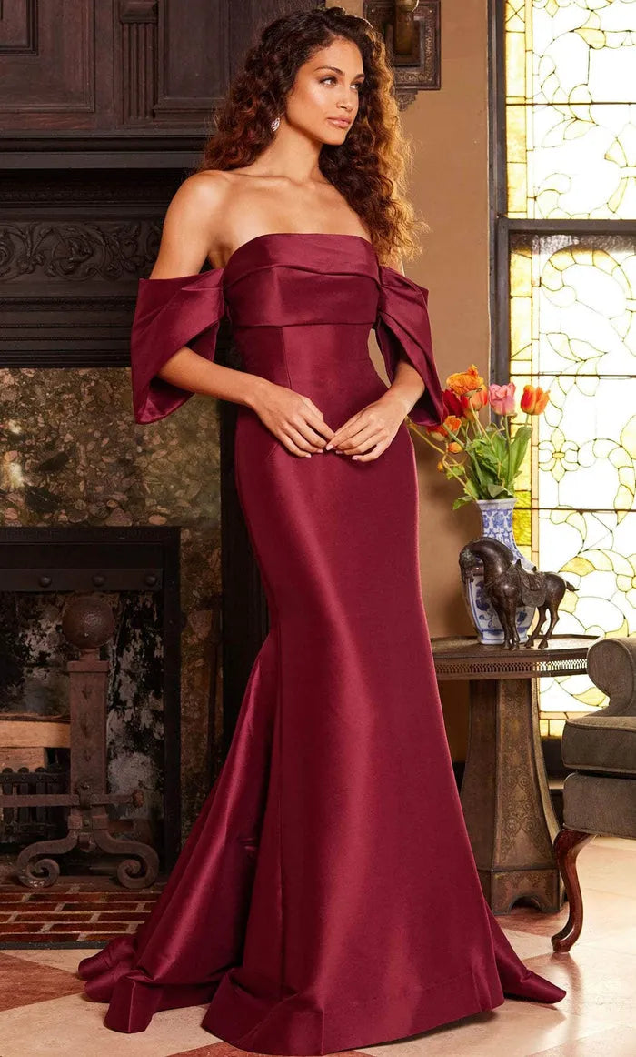 Burgundy Strapless Mermaid Evening Dresses with Off Shoulder Bow Sleeves A Luxurious Choice for Formal Black Tie Weddings and Elegant Soir¨¦es
