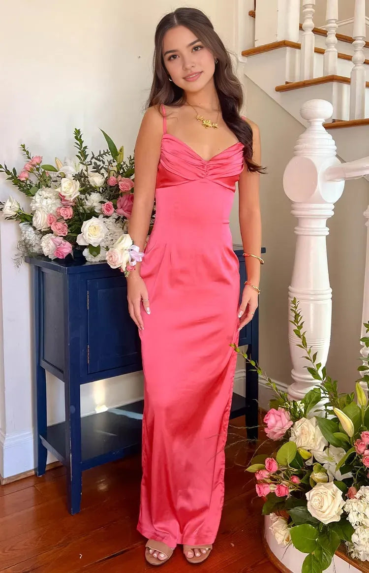Coral Pink Prom Dress Spaghetti Straps Ruched Plunging V Neck Fit for a Show Stopping Appeal
