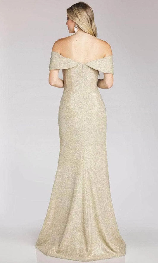 Glamorous Red Pleated A-Line Classic-Neck Classic-Sleeve Classic-Back Floor-Length Evening Dress