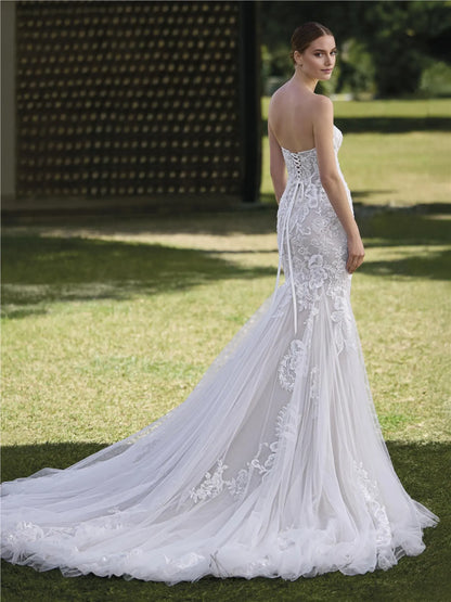 Glamorous Red Lace Mermaid Sweetheart Sleeveless Lace-Up-Back Floor-Length Wedding Dress