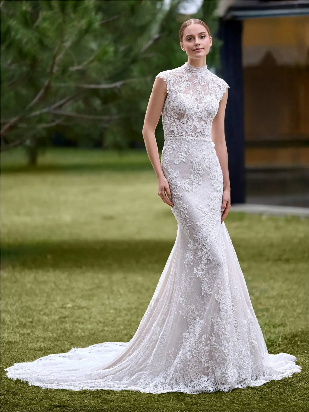 Mermaid Sweetheart Neck Sleeveless Lace-Embroidered Up Sweep/Brush Train Wedding Dress