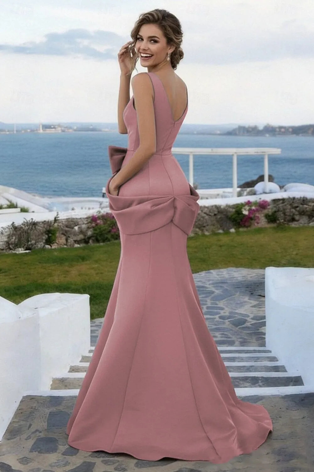 Mermaid V-Neck Bow Dusty Rose Prom Dress With Train