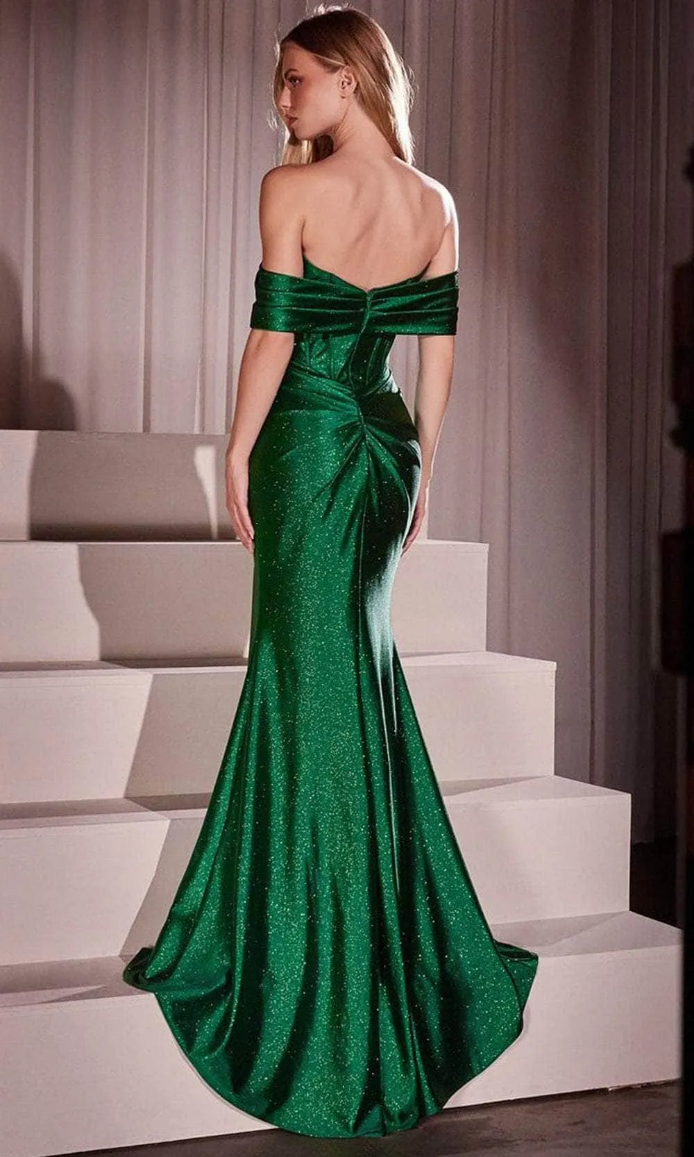 Black Off - Shoulder Mermaid Prom Dress with High Slit for Elegant Evening Events