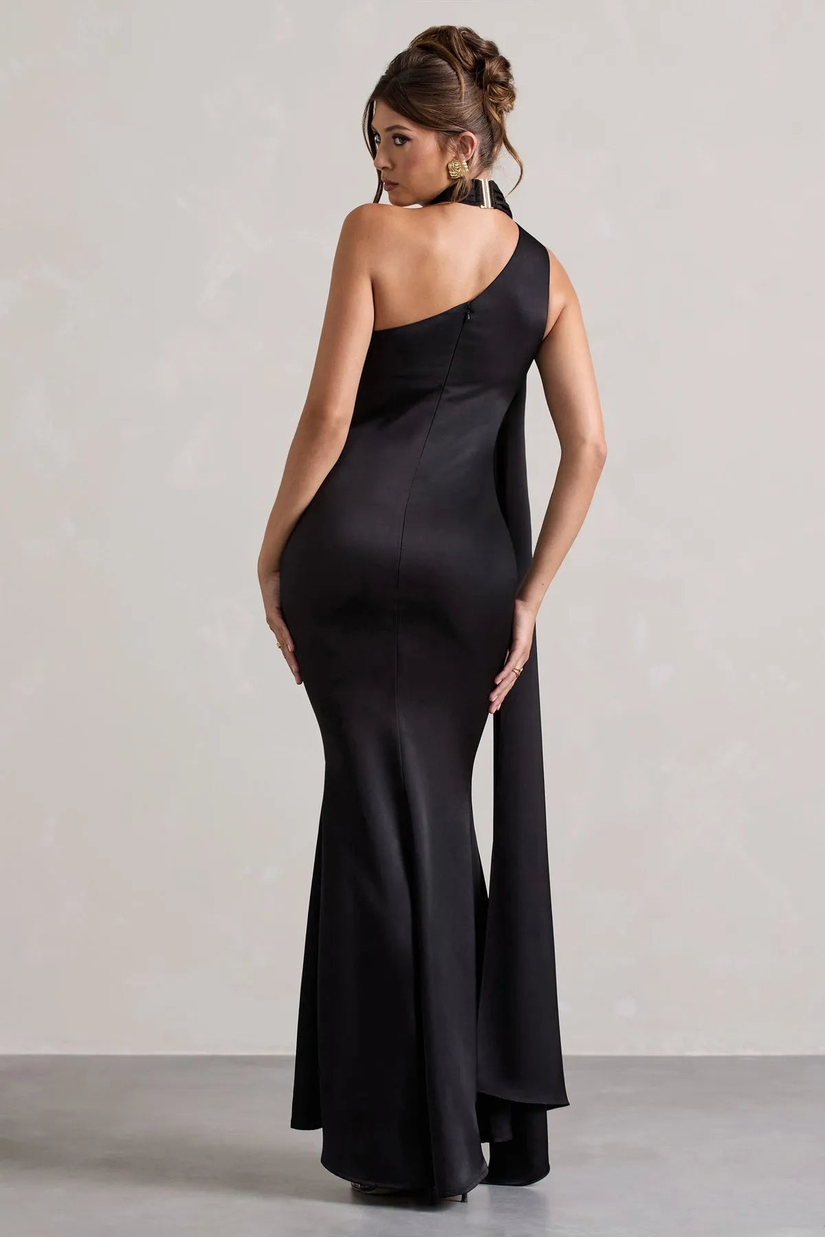 Black One - Shoulder Prom Dresses with Draped Sash Detail and Mermaid Silhouette for a Show Stopping Evening Look