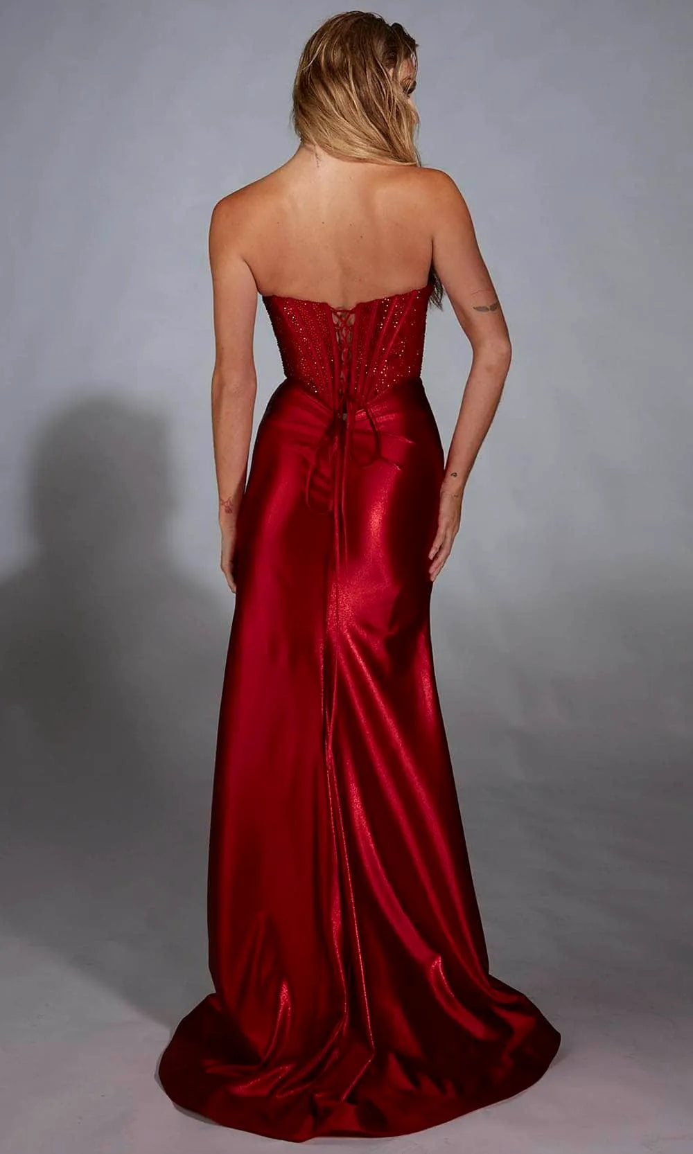 Red Mermaid Prom Dress with Sweetheart Neckline and High Side Slit for Formal Galas