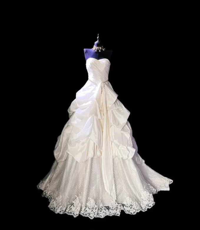 Ivory Strapless Pleated Sleeveless Wedding Dresses