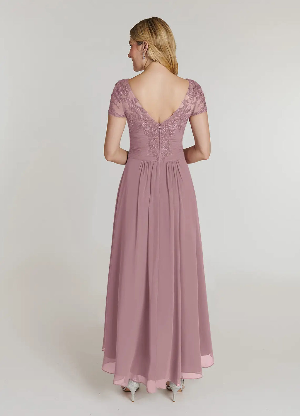Elegant Dusty Rose Chiffon A-Line V-Neck Short Sleeve Short Mother of the Bride Dress