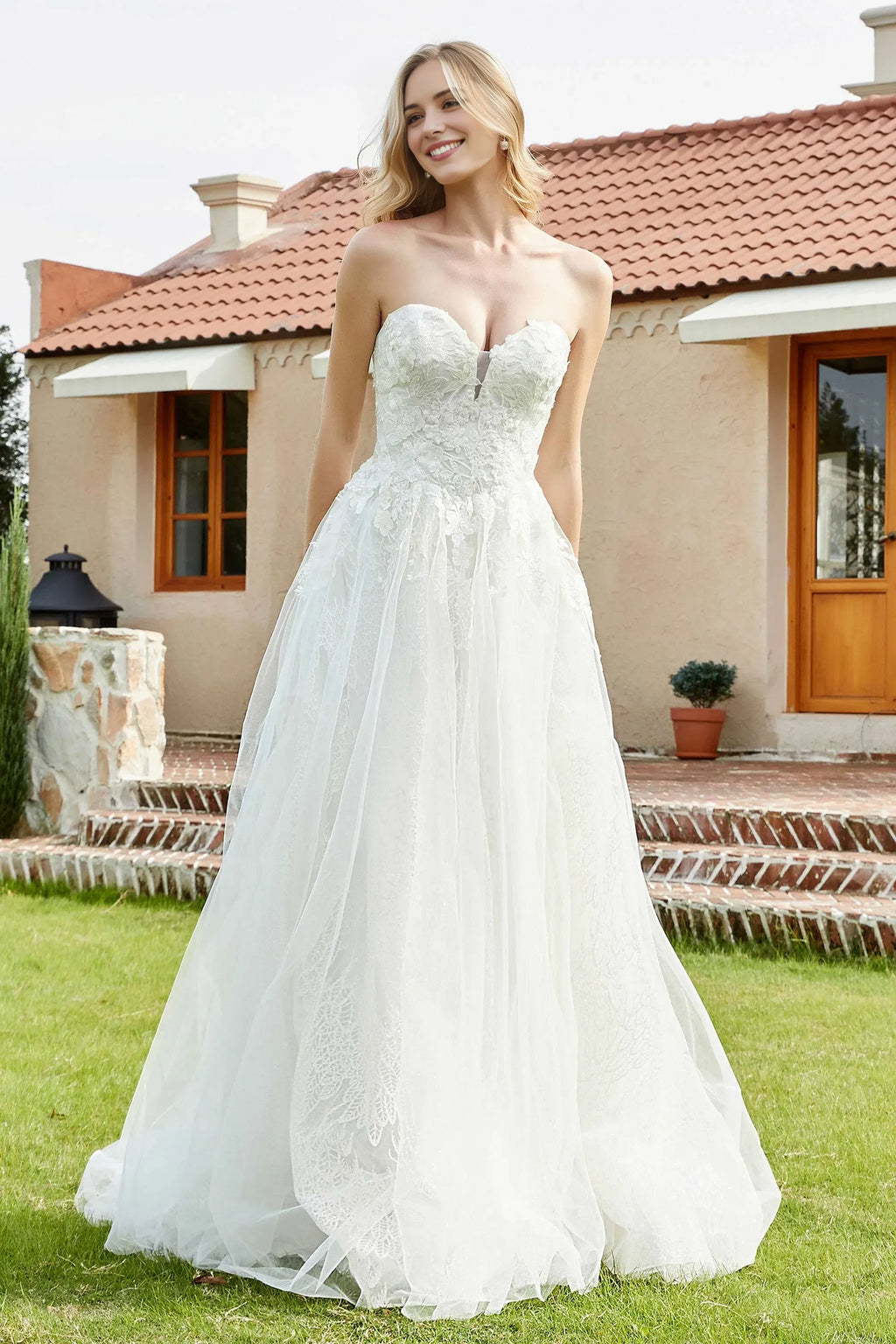 Ballgown Sweetheart Neck Strapless Open Back Floor-Length Applique Wedding Dresses