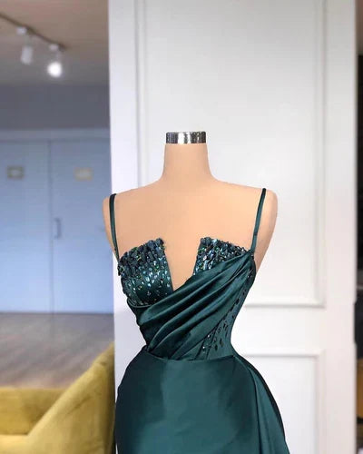 Spaghetti-Straps Crystal Mermaid Evening Dress With Detachable Train